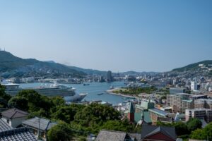 長崎港を見渡す高台からの景色